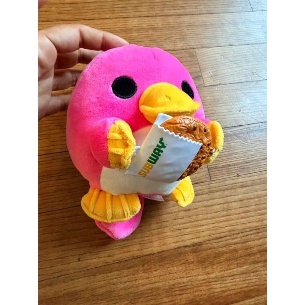 NWOT Snackles Series 2 Platypus & Subway 8 Inch Plush by ZURU